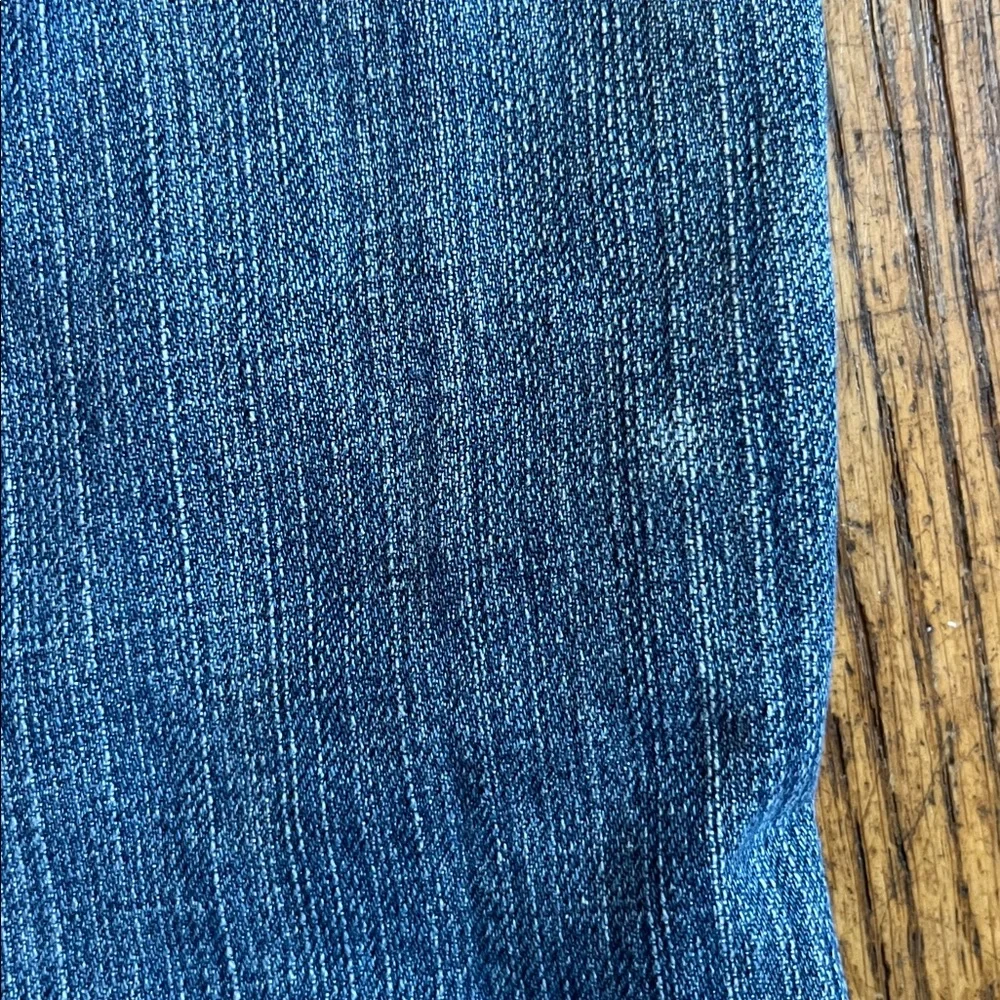 Levi’s 505 jeans straight leg light wash broken in 30 x 32 classic denim
